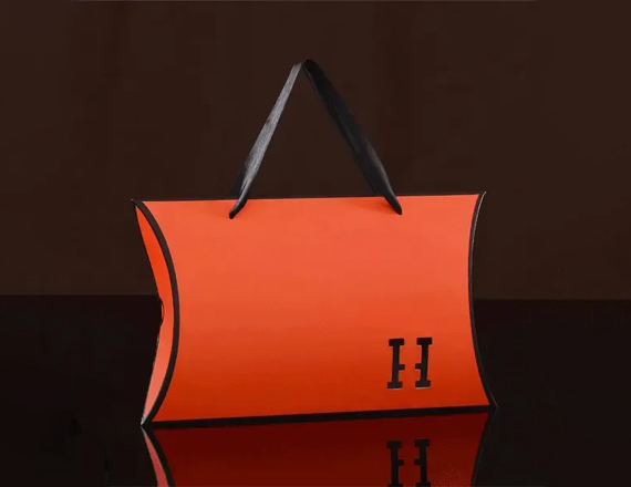 Pillow Boxes With Handle - Image 4